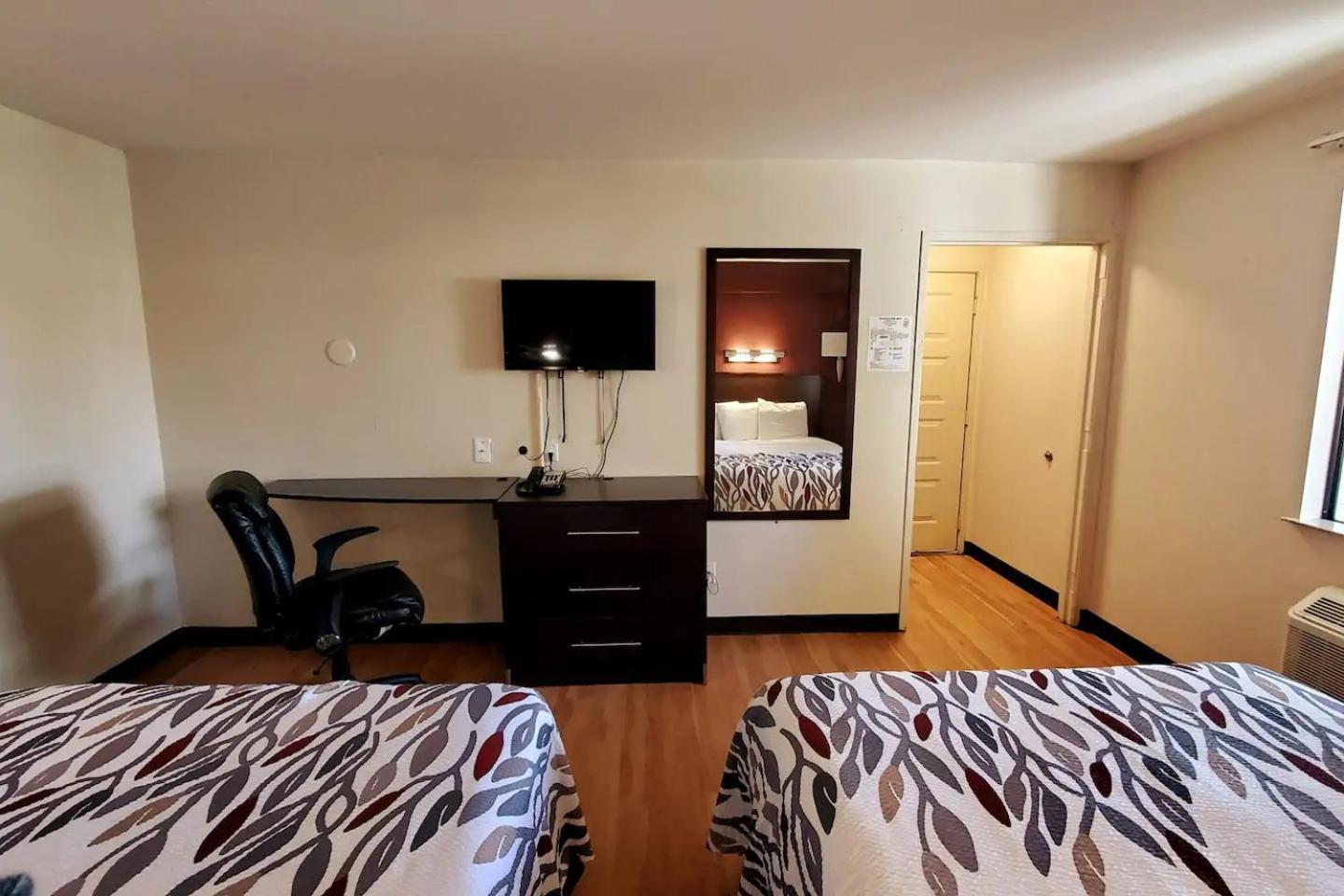North Highlands Sacramento Inn & Suites מראה חיצוני תמונה